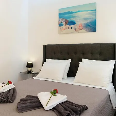 Luxury Lake View Center House Agios Nikolaos  Exterior photo